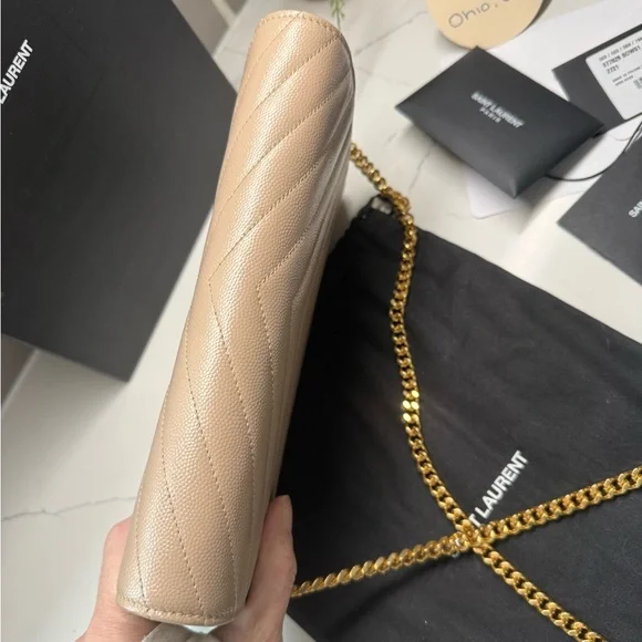 CLASSIC CASSANDRE Chain Wallet in Grain de Poudre Leather (Dark Beige) - Picture 5 of 15